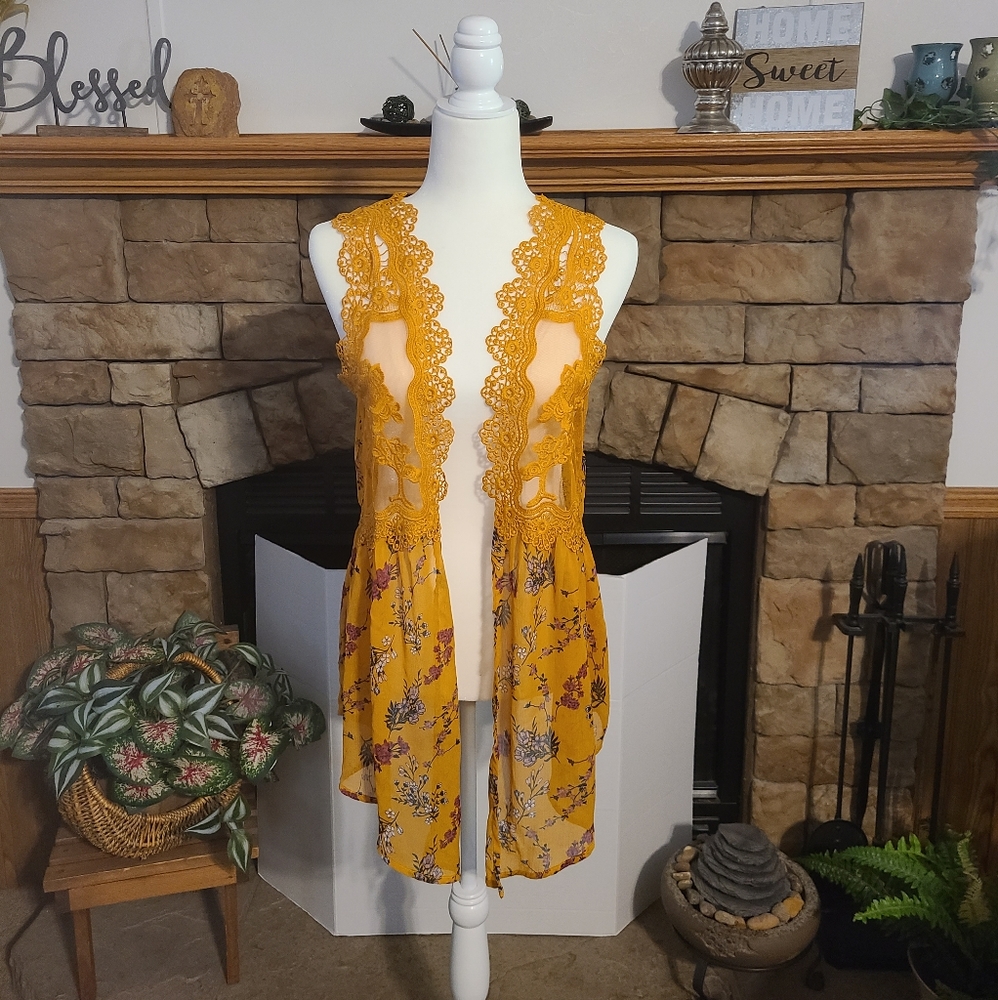 No Boundaries Sleeveless Sheer Floral Cardigan